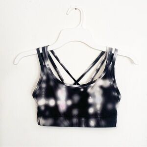 GapFit Eclipse Galaxy Medium Impact Strappy Sports Bra, size XS